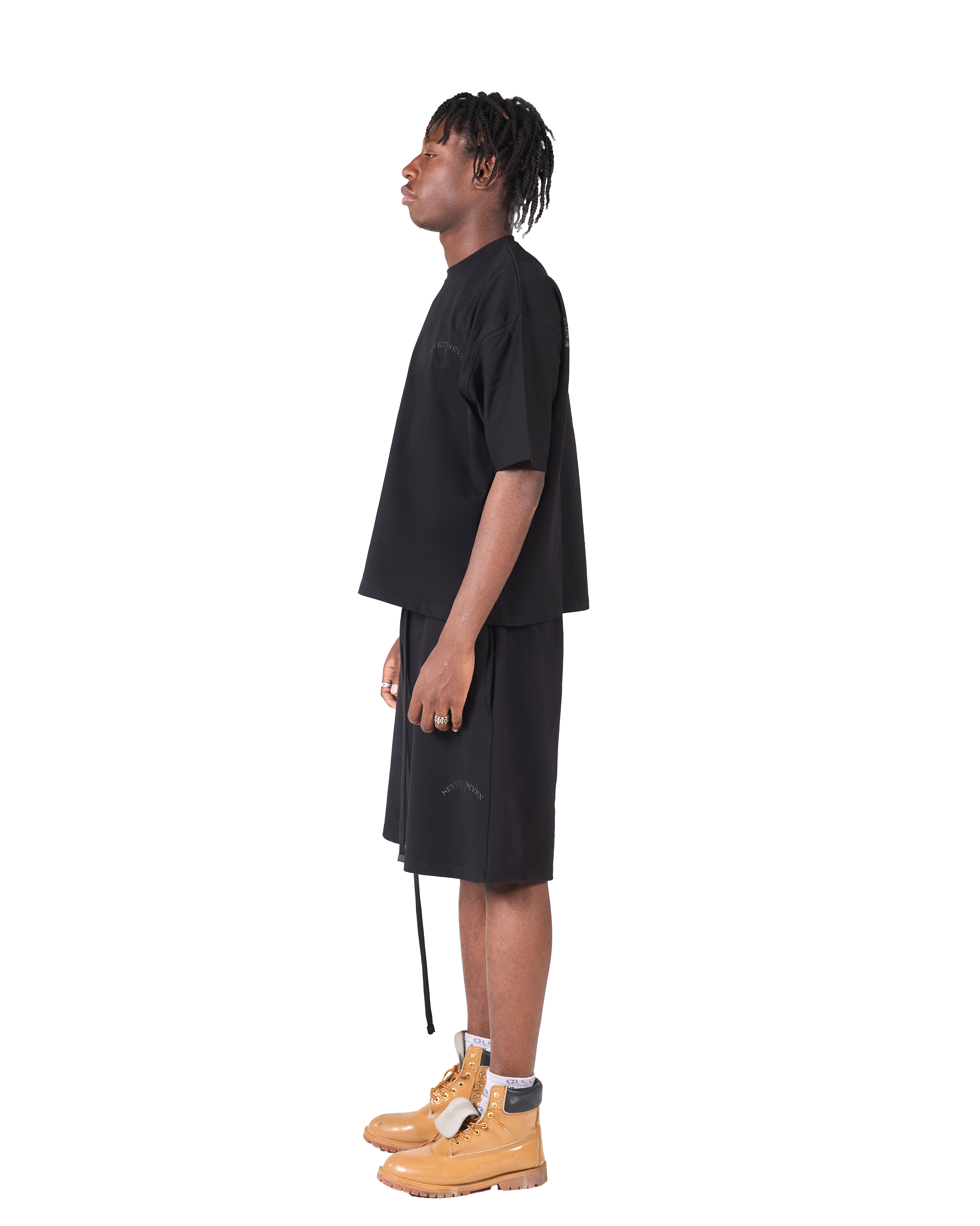 SEVENTSEVEN BLACK T SHIRT