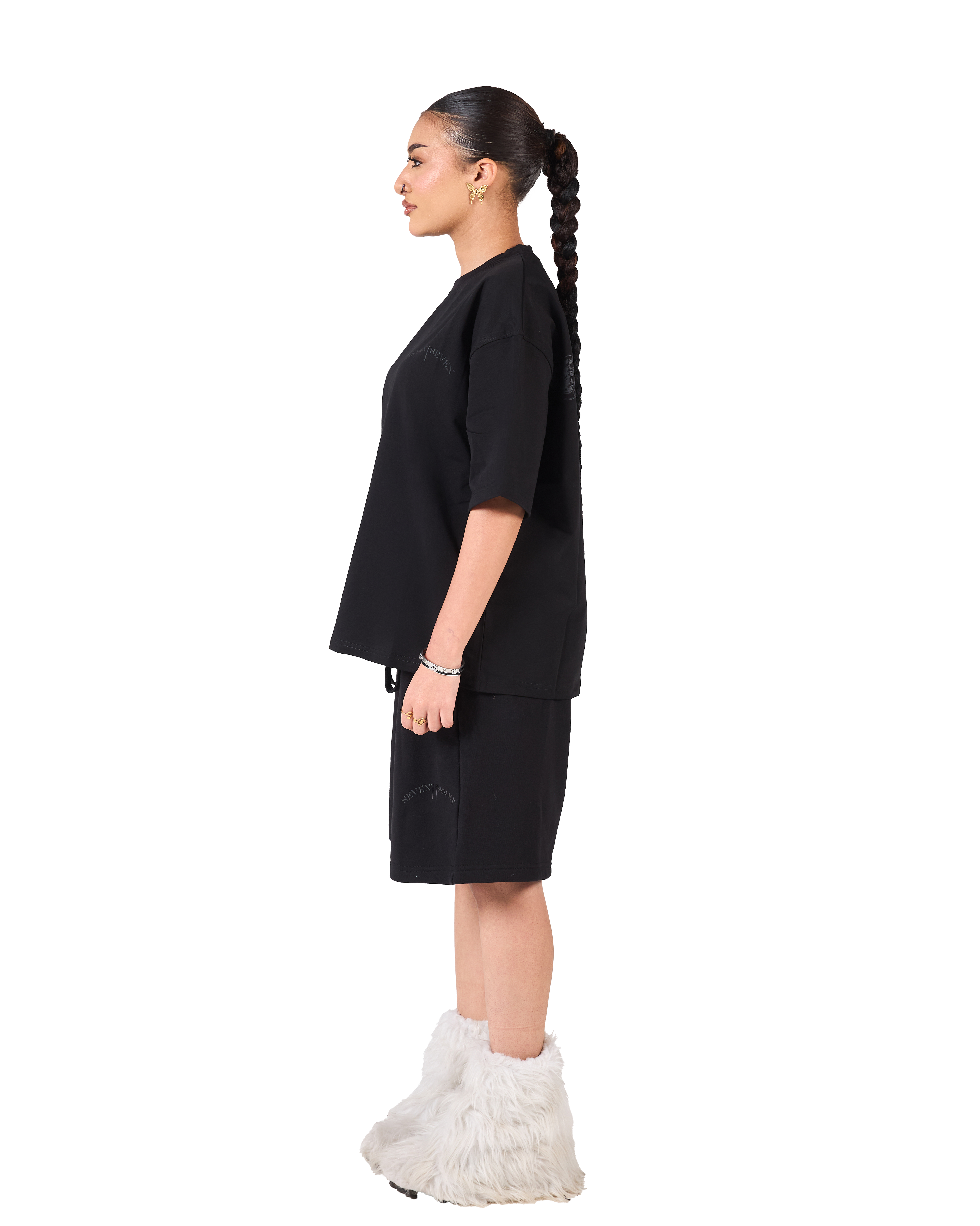 SEVENTSEVEN BLACK T SHIRT